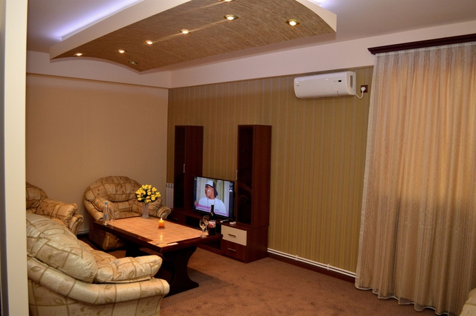 Imagen de los interiores del Hotel Areg. Foto 15