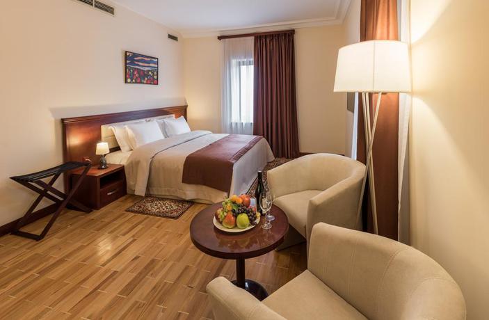 Imagen de la habitación del Hotel Ar&egrave;ve R&eacute;sidence Boutique. Foto 8