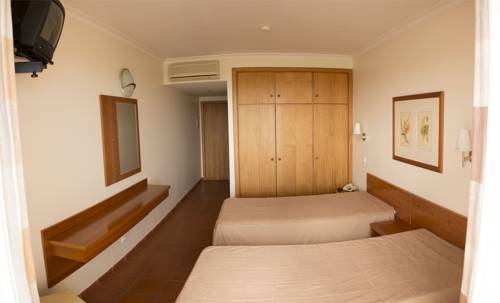 Imagen de la habitación del Hotel Areia Dourada. Foto 3