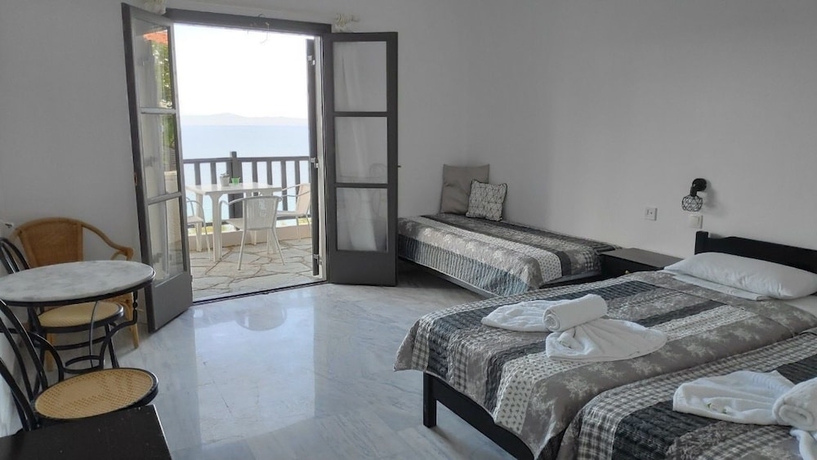 Imagen de la habitación del Hotel Arellis Studios. Foto 8