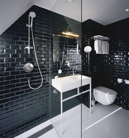 Imagen de la habitación del Hotel Arena, Ámsterdam. Foto 8