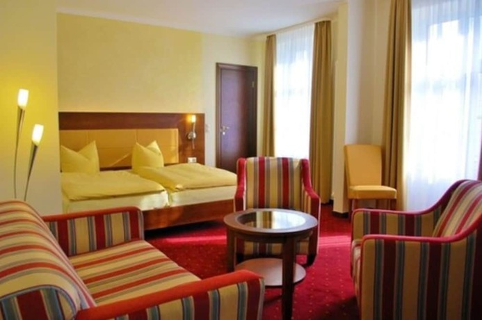 Imagen de la habitación del Hotel Arena City. Foto 9