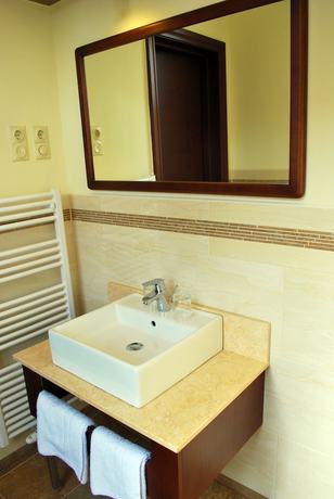 Imagen de la habitación del Hotel Arena City. Foto 14