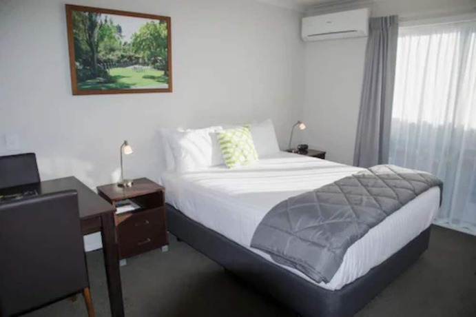 Imagen de la habitación del Hotel Arena Court Motel. Foto 12