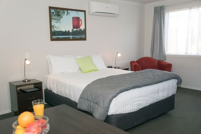 Imagen de la habitación del Hotel Arena Court Motel. Foto 15