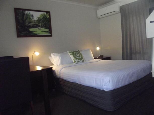 Imagen general del Hotel Arena Court Motel. Foto 6