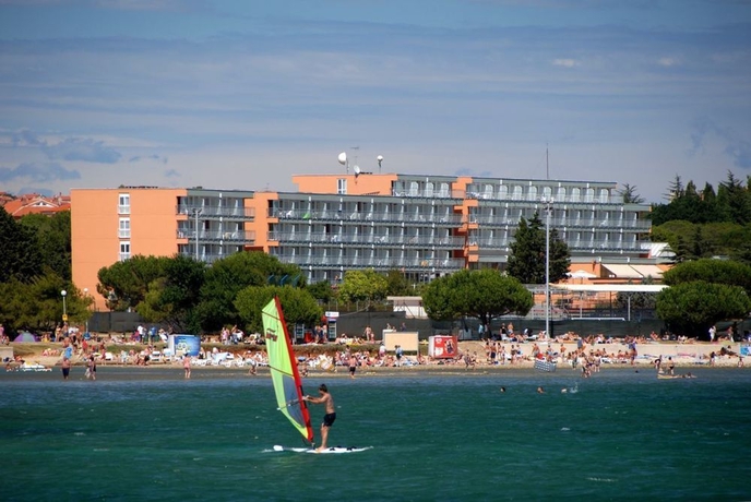 Imagen general del Hotel Arena Holiday. Foto 3