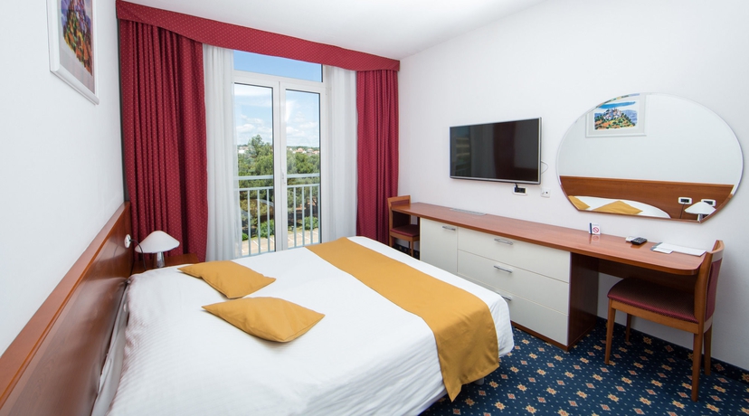 Imagen de la habitación del Hotel Arena Holiday. Foto 4