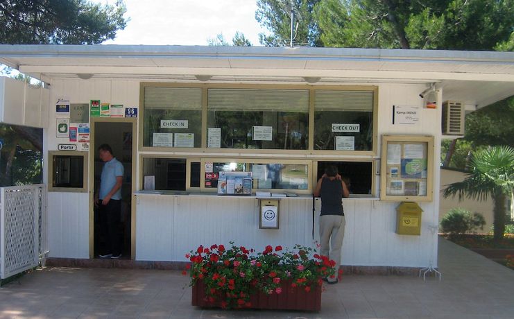 Imagen de los interiores del Hotel Arena Indije Mobile Homes. Foto 20