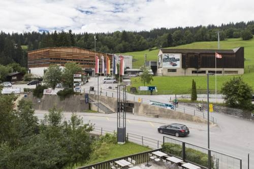 Imagen general del Hotel Arena Lodge, FLIMS. Foto 1