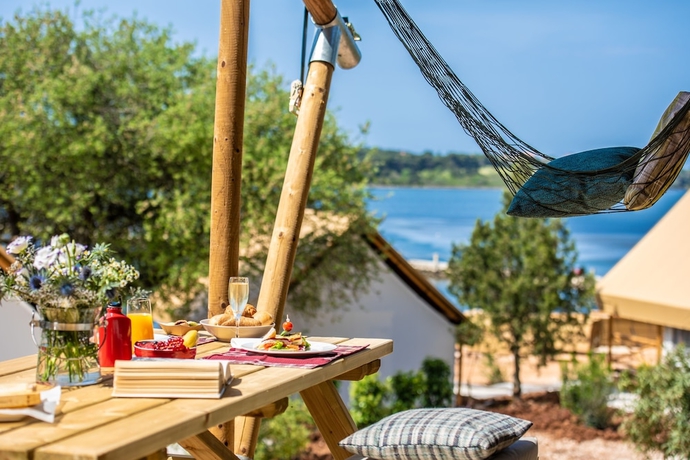 Imagen de la habitación del Hotel Arena One 99 Glamping. Foto 8