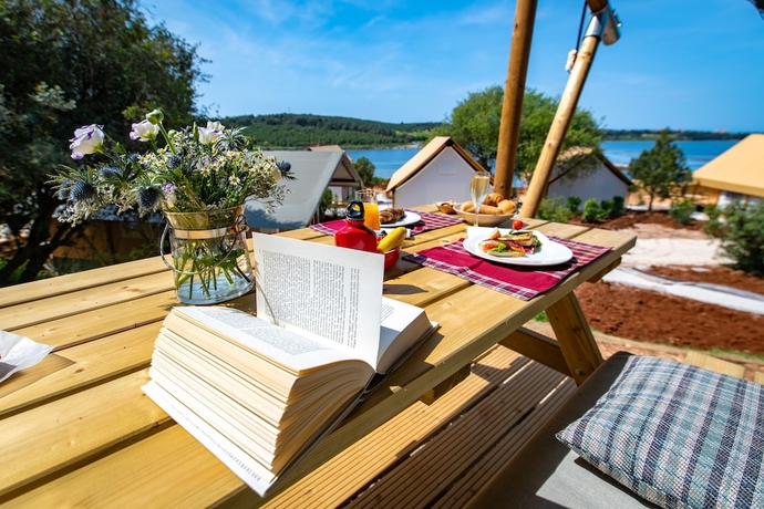 Imagen de la habitación del Hotel Arena One 99 Glamping. Foto 12