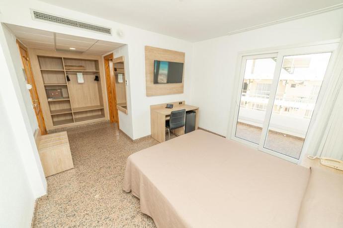 Imagen de la habitación del Hotel Arena Prado. Foto 5