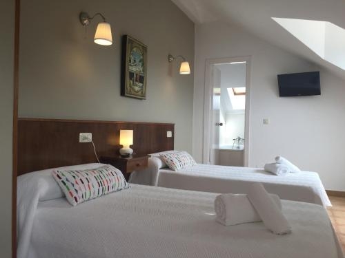 Imagen de la habitación del Hotel Arena, Ribadesella. Foto 7