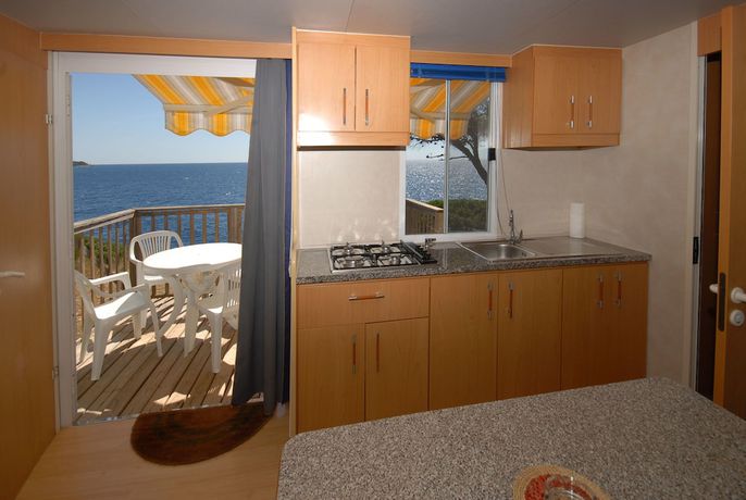 Imagen de la habitación del Hotel Arena Stoja Camping Homes. Foto 10