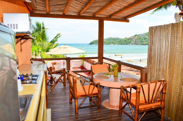 Imagen de los exteriores del Hotel Arena Suites, Zihuatanejo. Foto 13