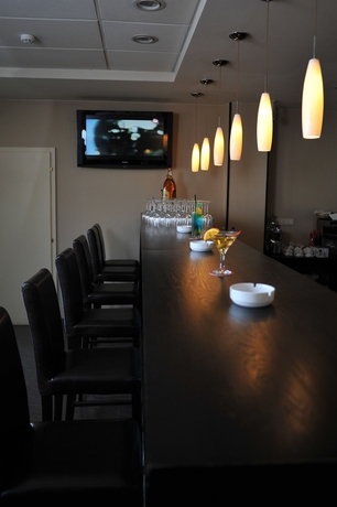 Imagen del bar/restaurante del Hotel Arena, Targu-Mures. Foto 4