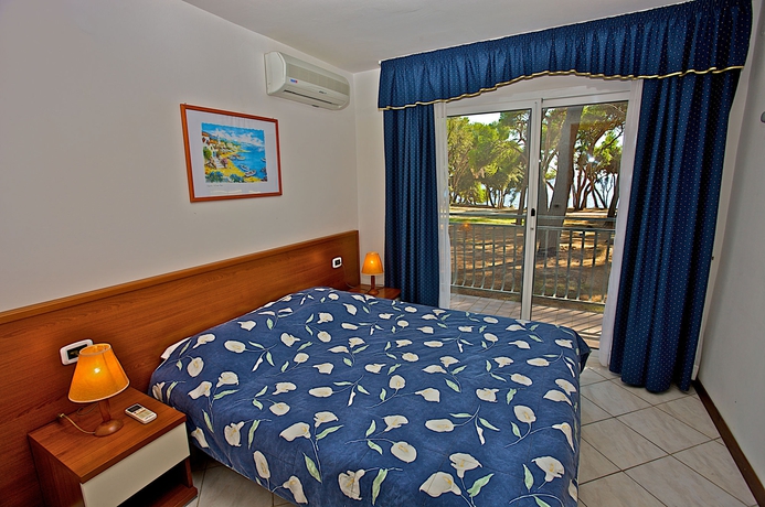 Imagen de la habitación del Hotel Arena Verudela Beach Apartments. Foto 6