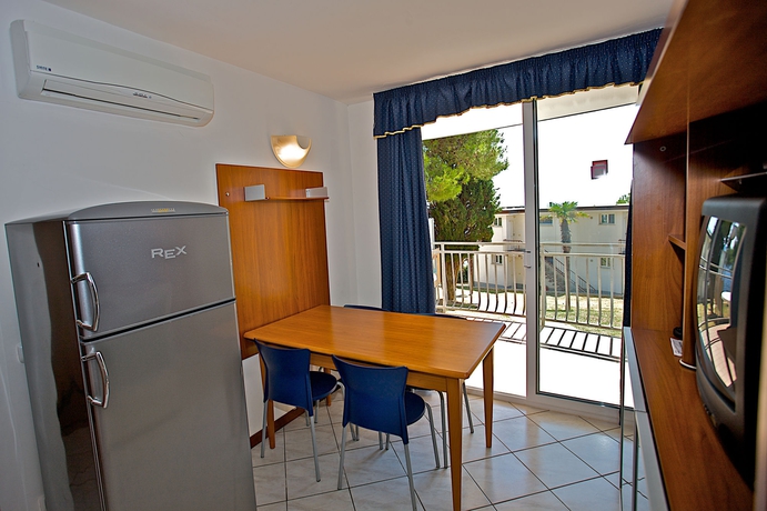 Imagen de los interiores del Hotel Arena Verudela Beach Apartments. Foto 14