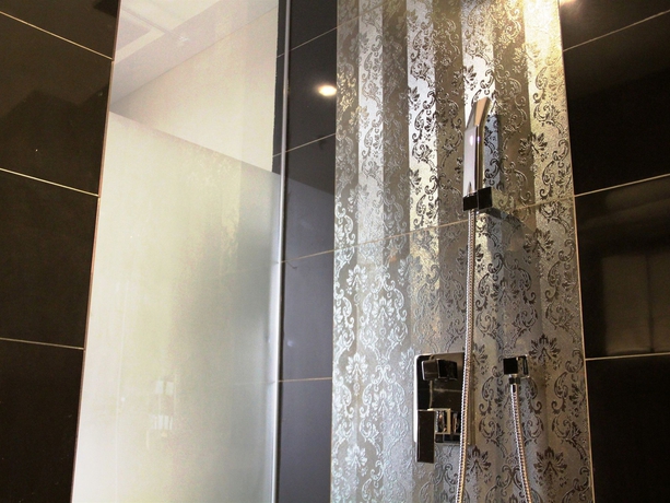 Imagen de la habitación del Hotel Arenaa Star. Foto 6