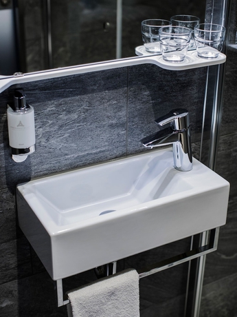 Imagen de la habitación del Hotel Arenahotellet I Uppsala. Foto 12