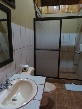 Imagen de la habitación del Hotel Arenal Montechiari. Foto 9