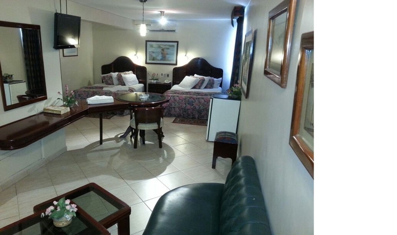 Imagen de los interiores del Hotel Arenal, Municipio Santa Cruz de la Sierra. Foto 10