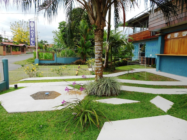 Imagen de los exteriores del Hotel Arenal Rabfer. Foto 12