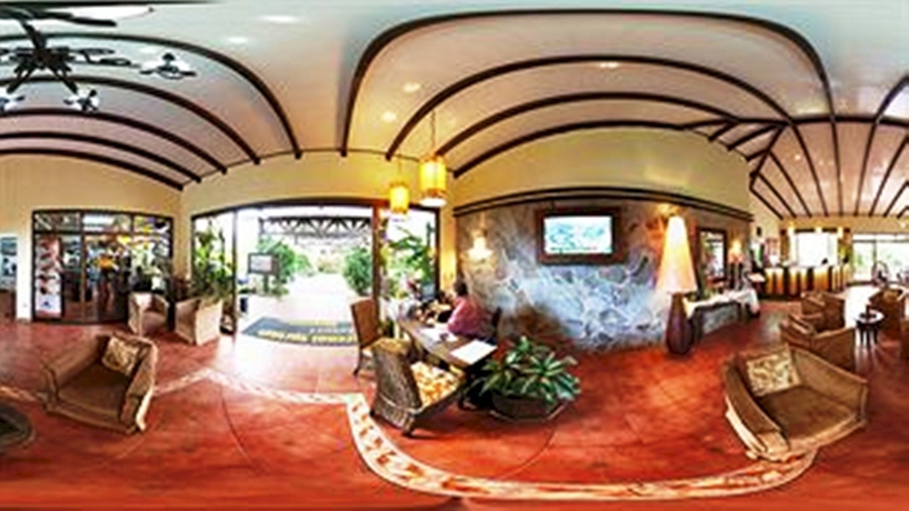 Imagen de los interiores del Hotel Arenal Springs Resort. Foto 7