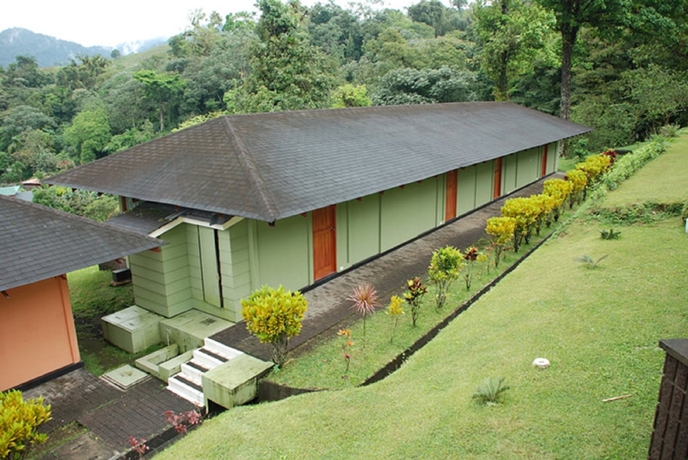 Imagen de los exteriores del Hotel Arenal Vista Lodge. Foto 11