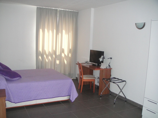 Imagen de la habitación del Hotel Arenales, Las Palmas. Foto 10