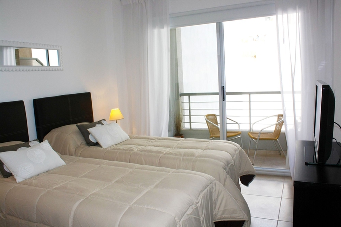 Imagen general del Hotel Arenales Suites. Foto 2