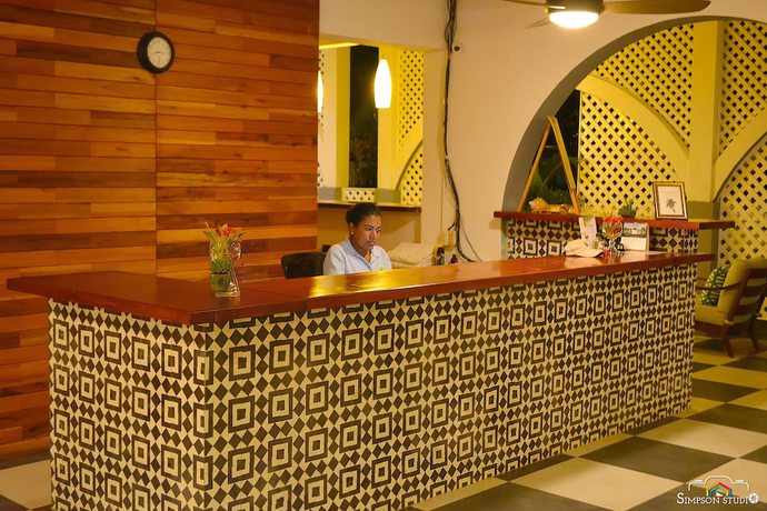 Imagen de los interiores del Hotel Arenas Beach. Foto 17