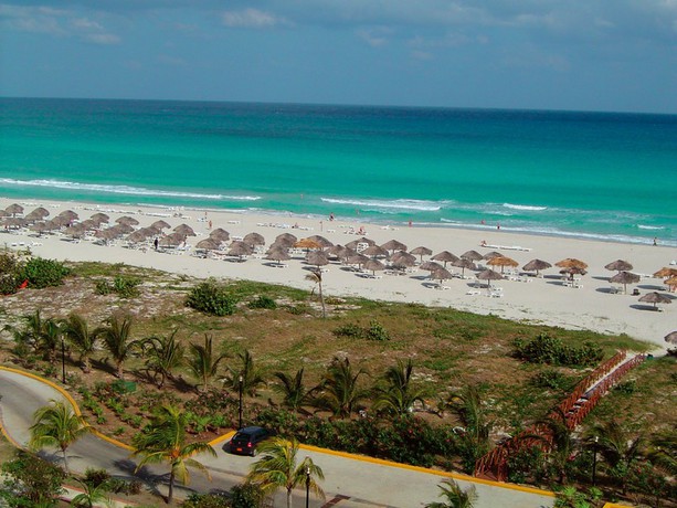 Imagen general del Hotel Arenas Blancas. Foto 1