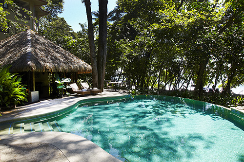 Imagen de los interiores del Hotel Arenas Del Mar Beachfront and Rainforest Member Of The Cayuga Collection. Foto 6