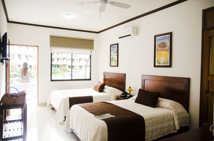 Imagen de la habitación del Hotel Arenas En Punta Leona. Foto 4