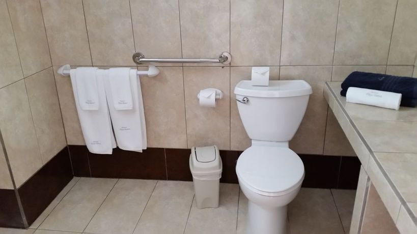 Imagen de la habitación del Hotel Arenas En Punta Leona. Foto 6