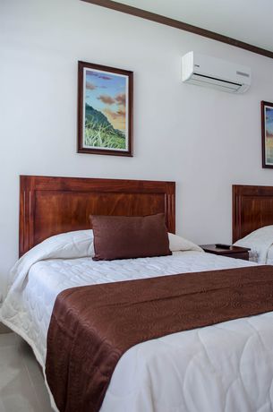 Imagen de la habitación del Hotel Arenas En Punta Leona. Foto 7