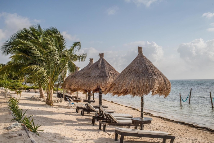 Imagen de los exteriores del Hotel Arenas, Mahahual. Foto 12