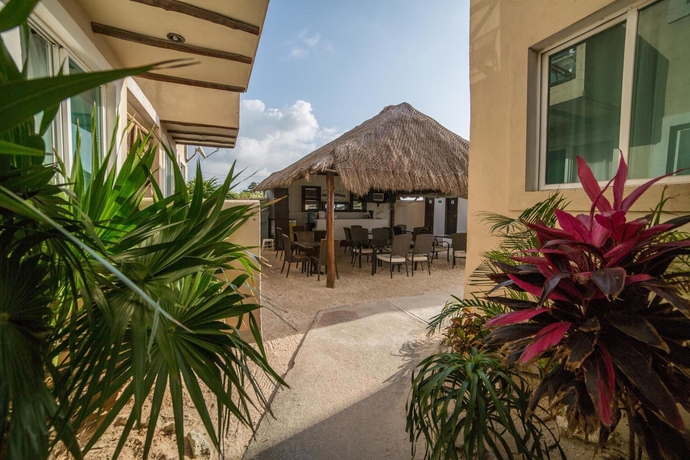 Imagen del bar/restaurante del Hotel Arenas, Mahahual. Foto 3