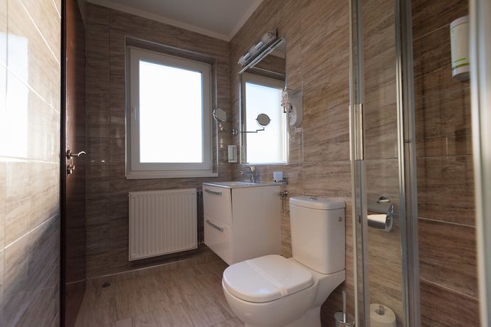 Imagen de la habitación del Hotel Areo and Restaurant. Foto 10