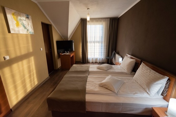 Imagen de la habitación del Hotel Areo and Restaurant. Foto 12