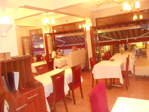 Imagen del bar/restaurante del Hotel Ares Sultanahmet. Foto 6