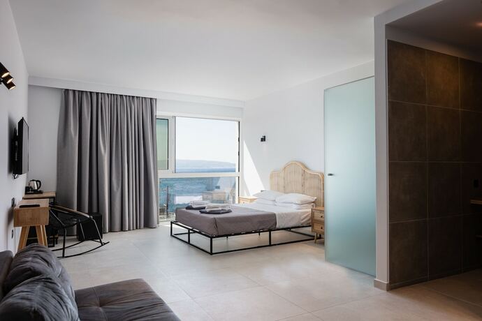 Imagen de la habitación del Hotel Areti, Agia Galini. Foto 12