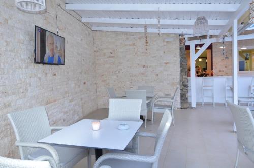 Imagen general del Hotel Areti, Agia Galini. Foto 2