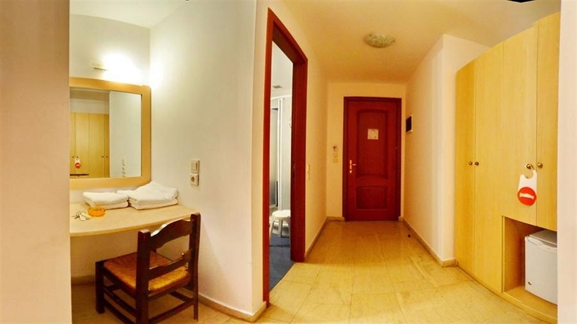 Imagen de la habitación del Hotel Aretousa. Foto 11