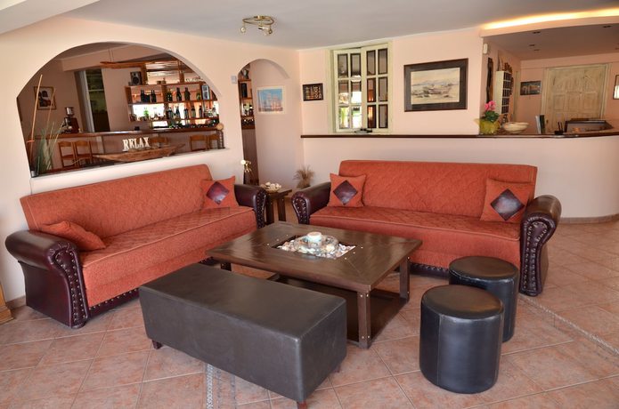 Imagen de los interiores del Hotel Aretoysa. Foto 10