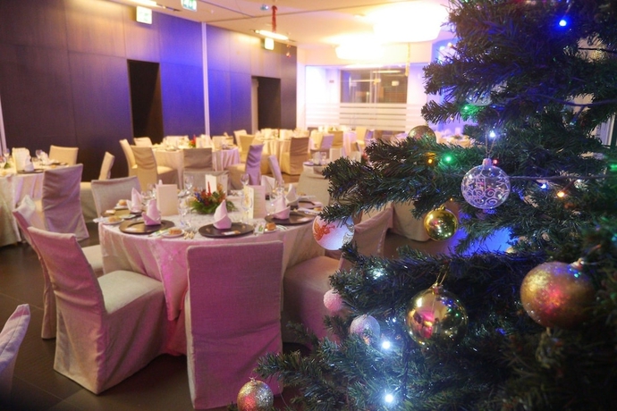 Imagen del bar/restaurante del Hotel Aretusa Palace. Foto 9