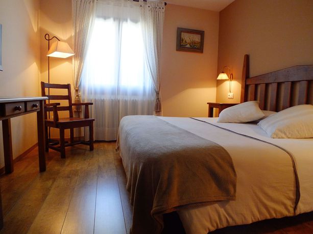 Imagen de la habitación del Hotel Areulo. Foto 6