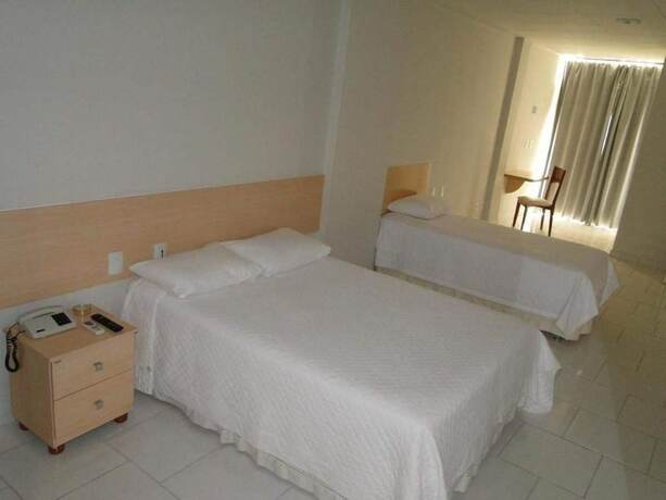 Imagen de la habitación del Hotel Arezzu. Foto 5